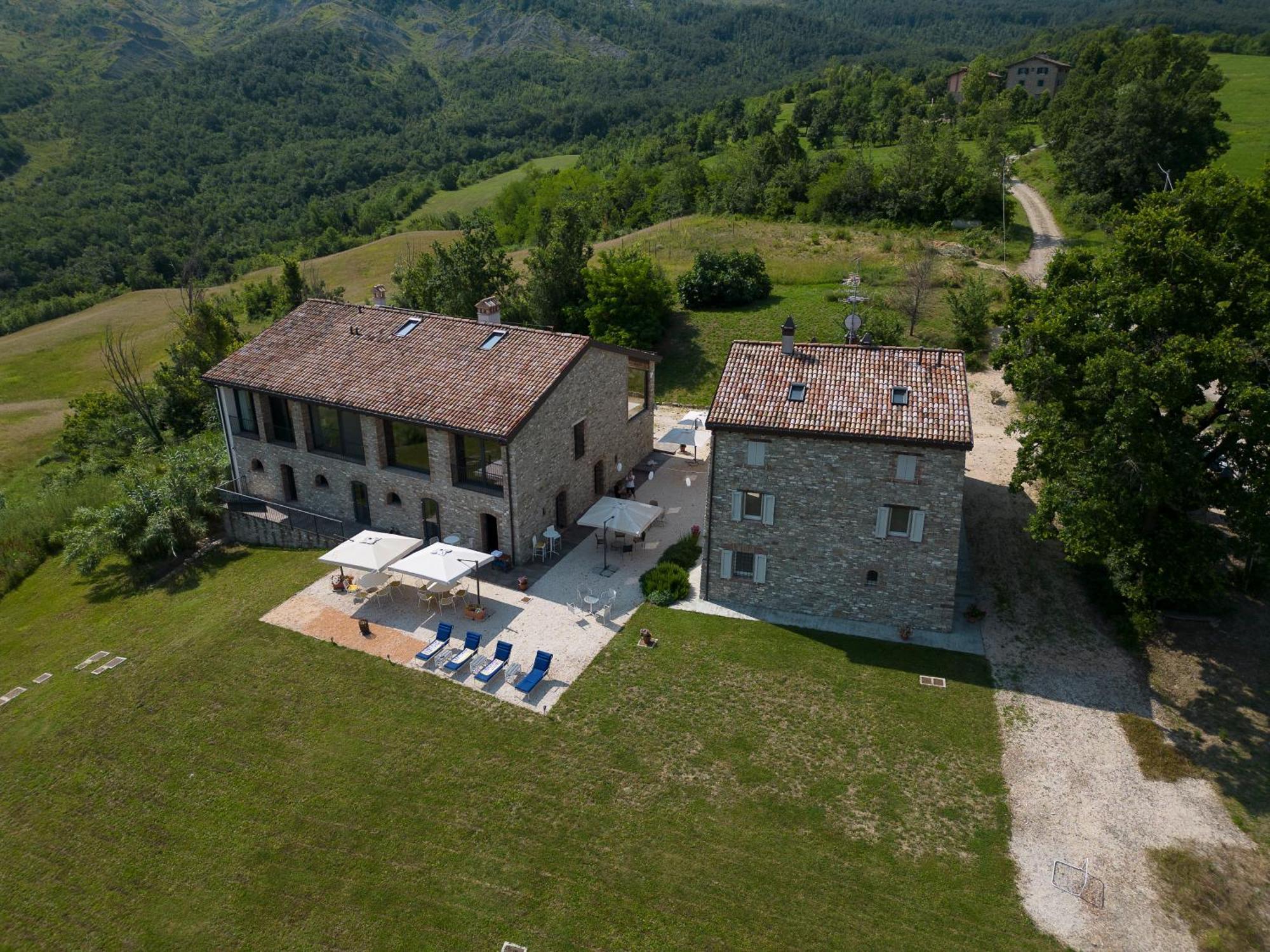 Borgo Stanzano Aparthotel Zocca Exterior photo